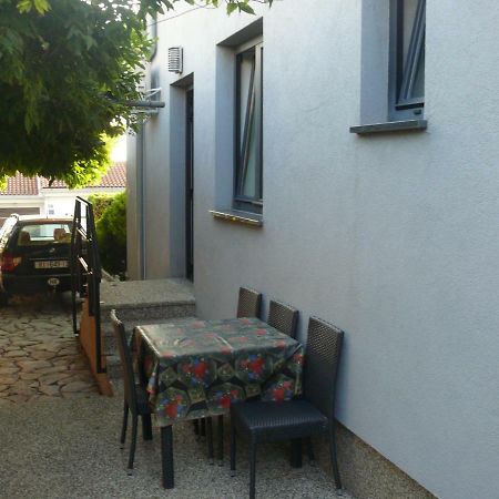 Apartment Branimir Omišalj Dış mekan fotoğraf